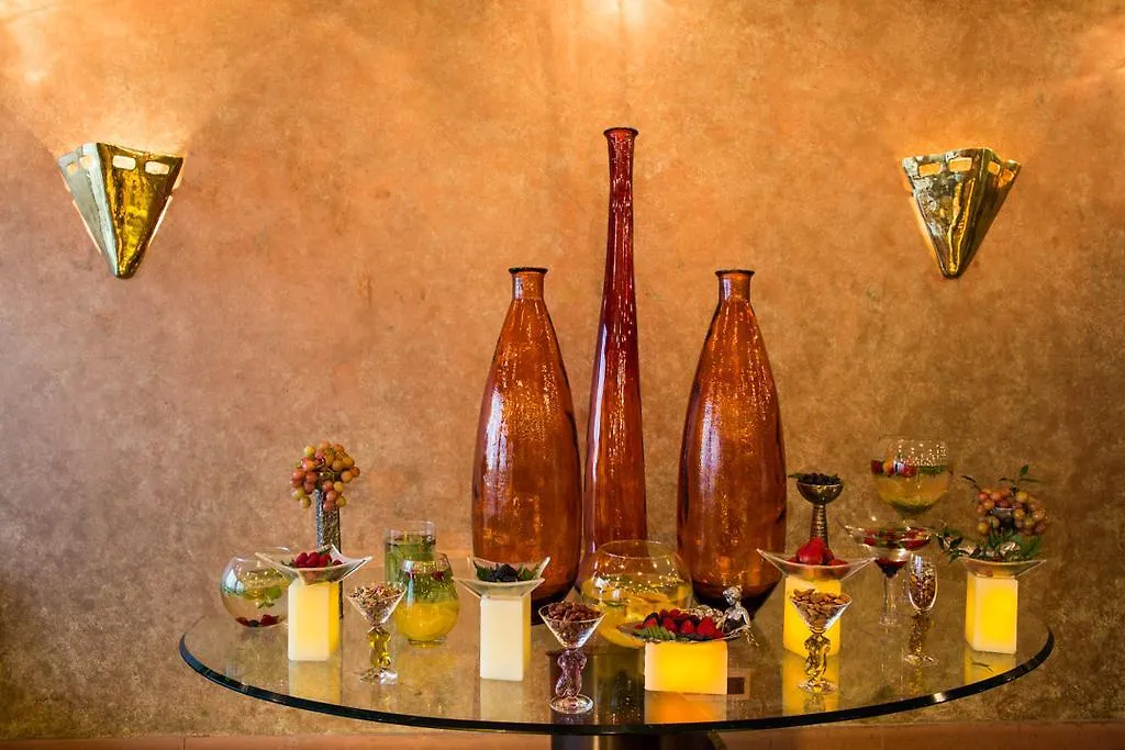 Luthan Hotel And Spa - A Women Only Hotel-1