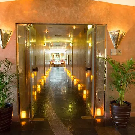Luthan Hotel And Spa - A Women Only Hotel-3